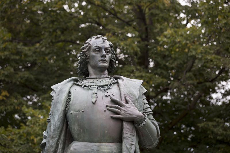 Removal of the Columbus statues has left a hole in the heart of our Italian American community